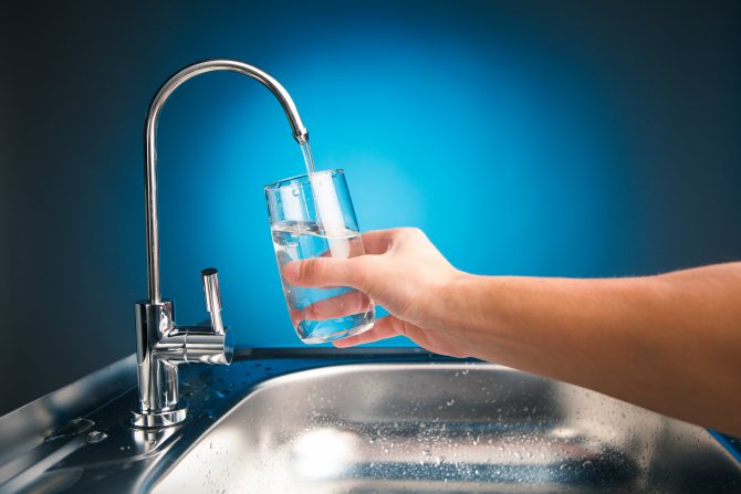 Різновиди фільтрів для води під миття