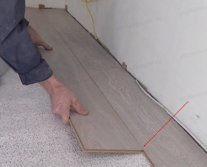 Укладання панелей другого ряду продовження