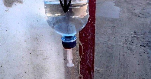 умивальник із пляшки
