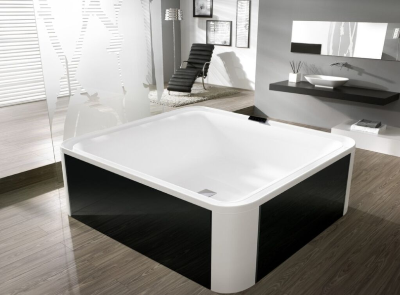 Квадратна ванна