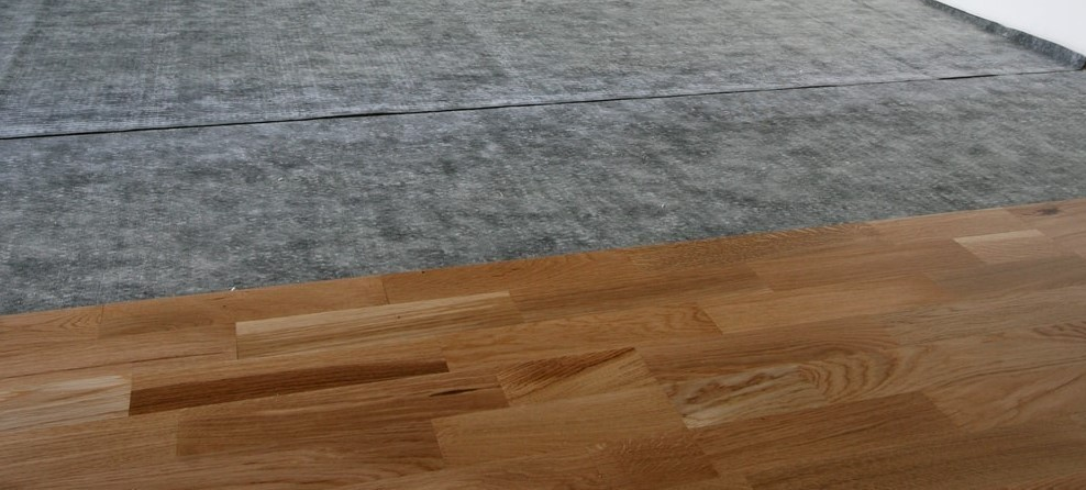 Заливання підлоги під ламінат