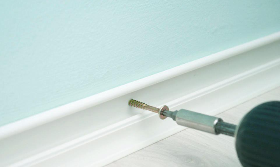 4 способи, як закріпити кабель канал